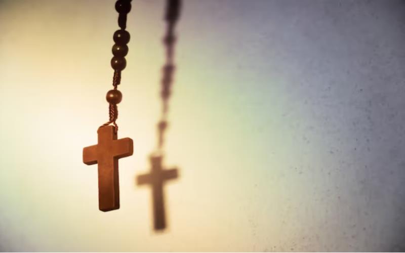 Hanging Crosses for Cars: Meaning and Popular Styles